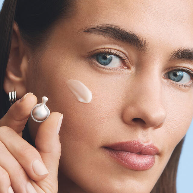 Visible Brightening Spot Correcting Capsules